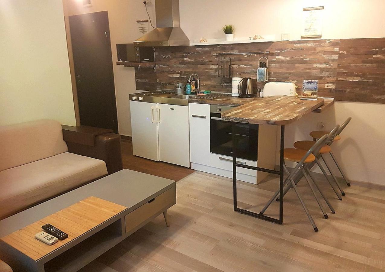 Aheloy Apartments ภายนอก รูปภาพ